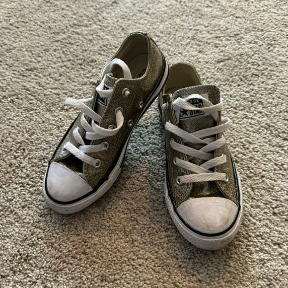 Converse Chuck Taylor Girls Gold Glitter Smooth Low Top Sneakers Size 13 - Picture 1 of 10